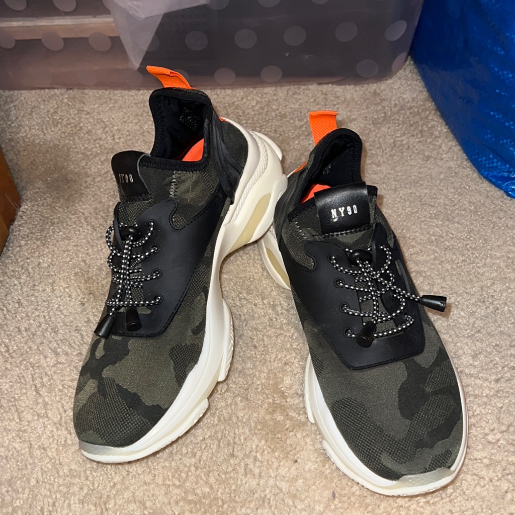Brand New  Steve Madden Sneakers